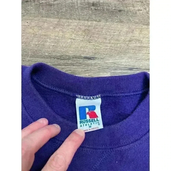 Vtg 90's Ashland University Embroidered Sweatshirt Purple Russell Athletics M - Picture 4 of 13